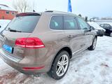 Volkswagen Touareg V6 TDI BMT 3.0 TDI - Volkswagen Touareg aus 2012: TDI