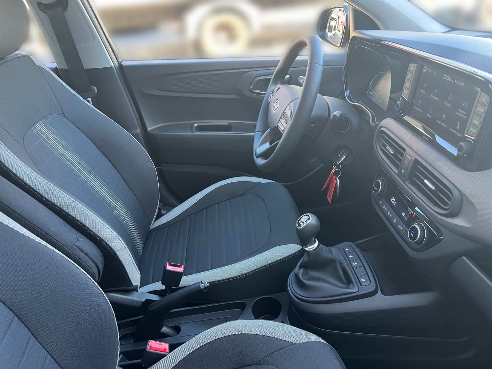 Fahrzeugabbildung Hyundai i10 1.0 Trend Komfort Navi Kamera