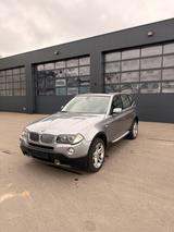 BMW X3 E83 30d XDrive Automatik M57 - BMW 330 mit Diesel-Antrieb: Geländewagen