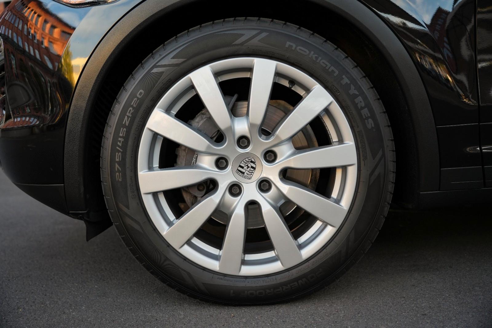 Porsche Cayenne Diesel 20 ZOLL/KAMERA/LUFT/AHK/GSD/SH