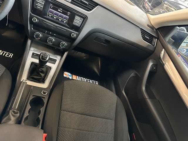 Skoda Octavia Combi Ambition *Klima*Radio*PDC*Isofix*