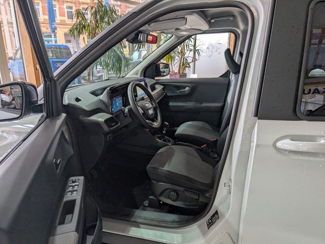 Ford Tourneo Courier Titanium AHK