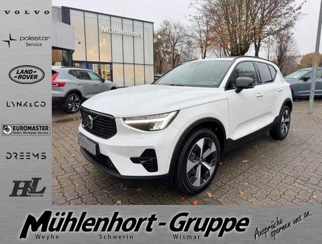 Volvo XC40 B4 B DKG PLUS DARK - AHK - 360° - Pano -