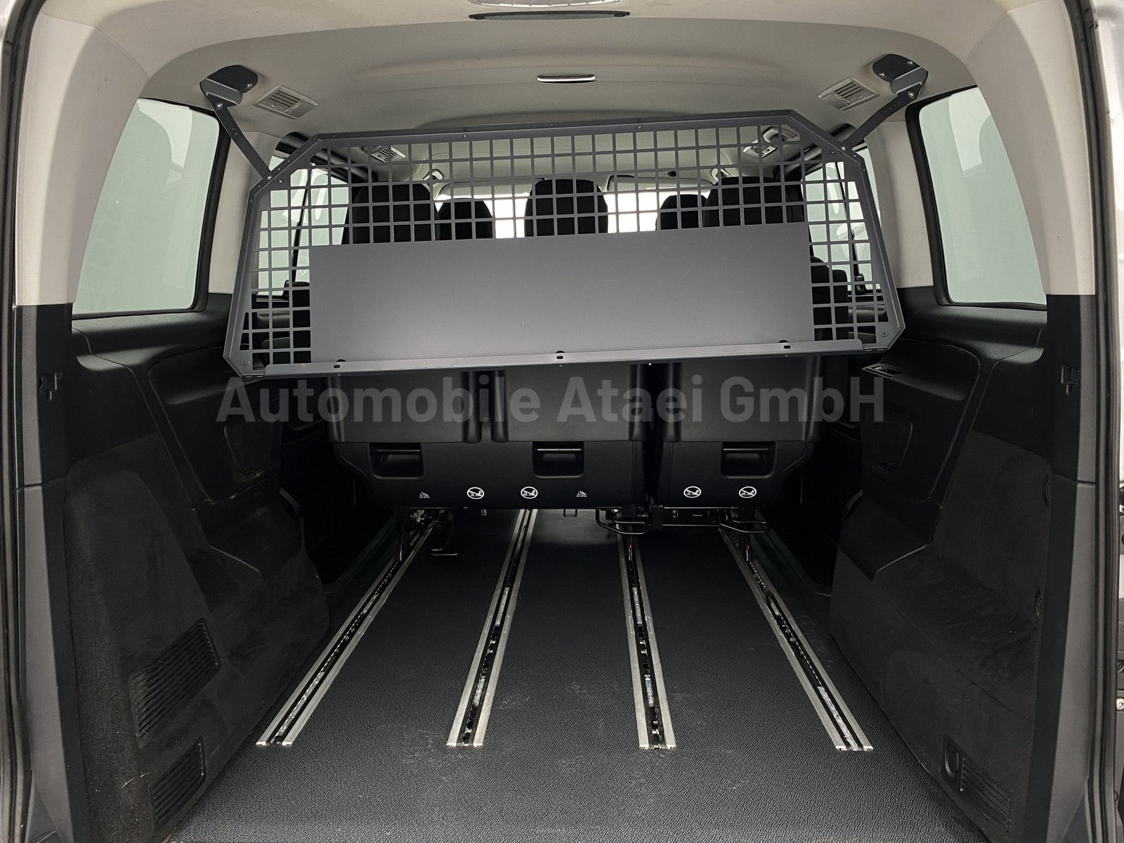 Fahrzeugabbildung Mercedes-Benz Vito Tourer 116 *4MATIC* 2x KLIMA+ 2x SCHIEBETÜR