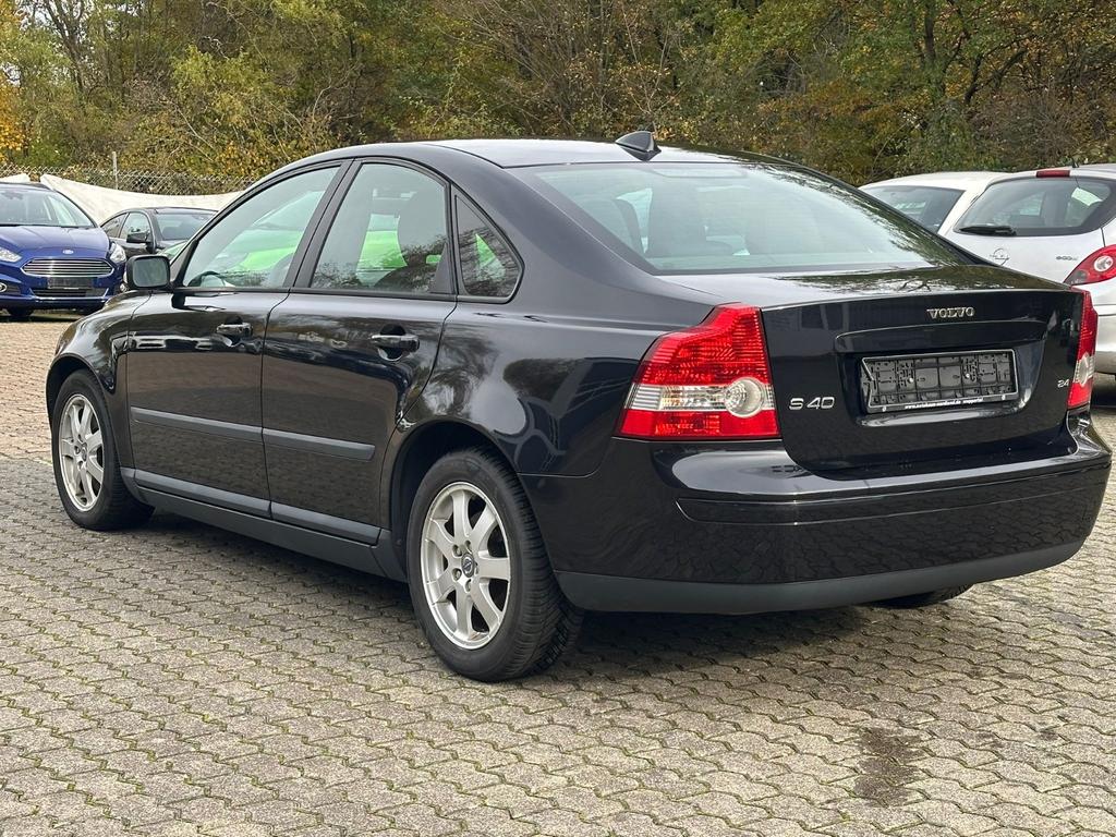 Volvo S40