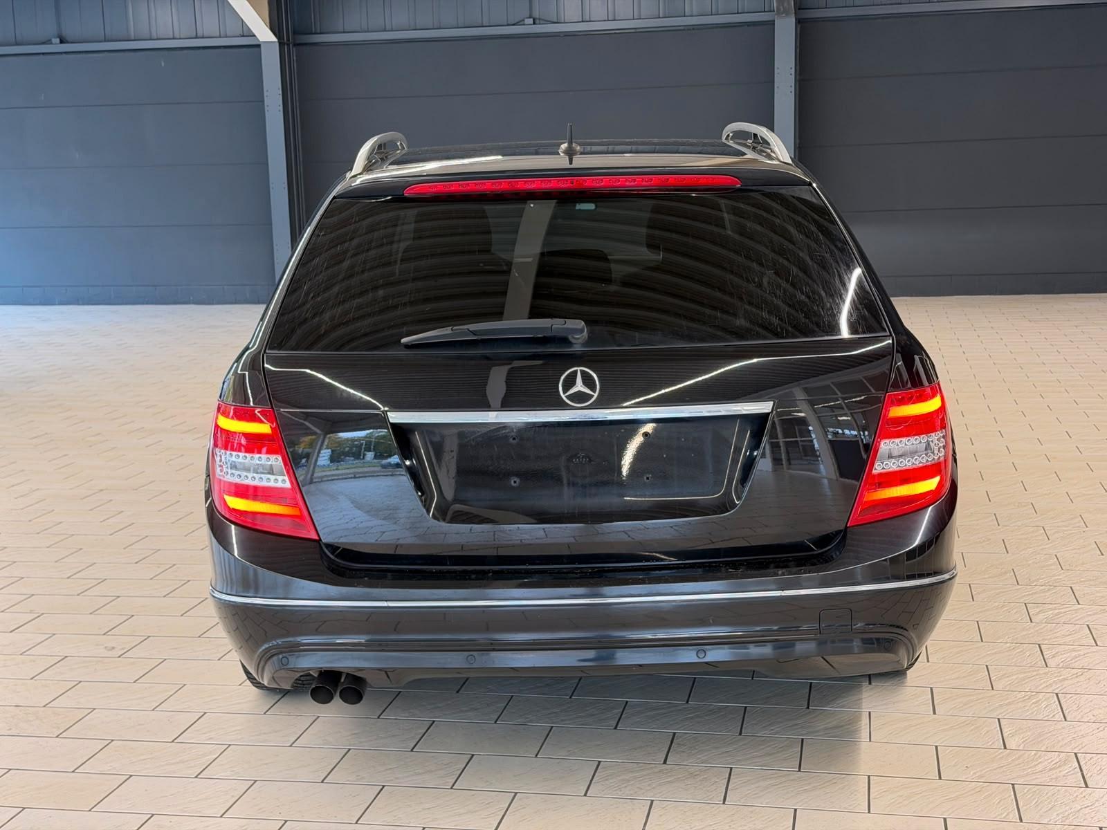 Mercedes-Benz C180 2012 — photo 6
