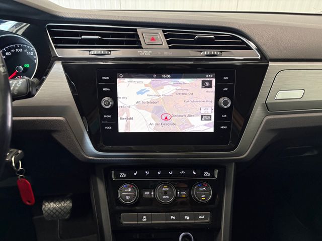 Touran Comfortline 1.6 TDI DSG NAVI ACC