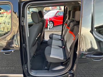 Fahrzeugabbildung Citroën Berlingo Shine M XTR HEAD UP PANO NAVI TEMPOMAT