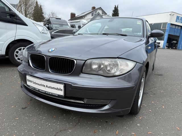 BMW 118i+SHZ+Klima+Schiebedach+Vollleder+Tempomat