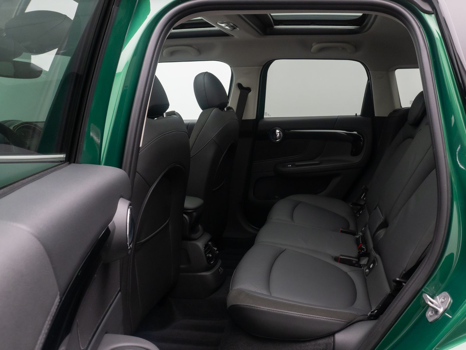 Fahrzeugabbildung MINI Countryman SE (Cooper) ALL4 HUD Kamera H/K Voll