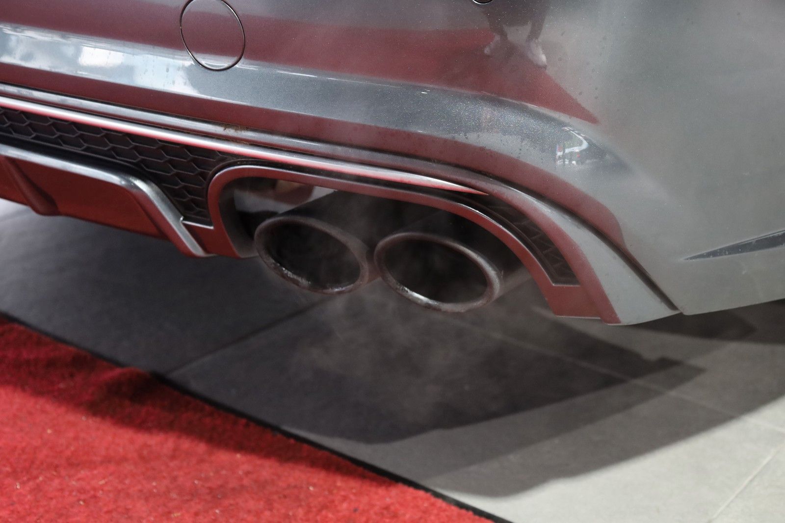 Fahrzeugabbildung Audi S6 Avant 4.0 TFSI *Panorama*Memory*K-Entry