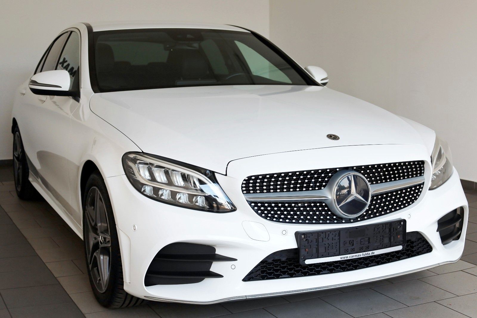 Fahrzeugabbildung Mercedes-Benz C 180 CGI Leder,Navi,LED,SH,Sternenhimmel,Park P