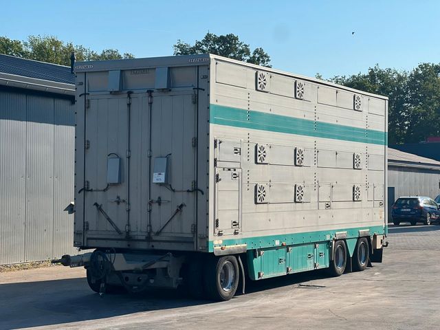 Pezzaioli Top!!! 2.Stock Viehanh. Hubdach,eigenes Aggregat