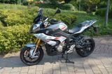 BMW S1000XR