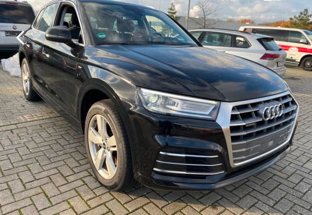 Audi Q5 50 TFSI e quattro Stronic/S-line/RCAM/LED