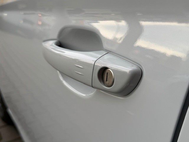 Fahrzeugabbildung Opel Corsa F GS 100PS Facelift/Kamera/Navi/LED!