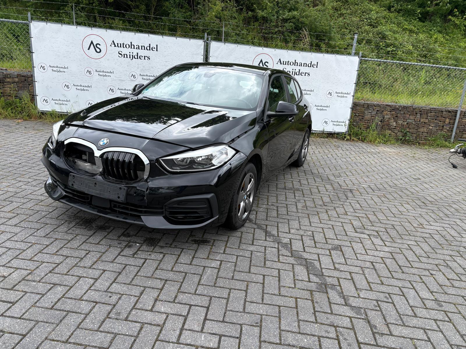 BMW 118 1 Limousine 118 i Advantage