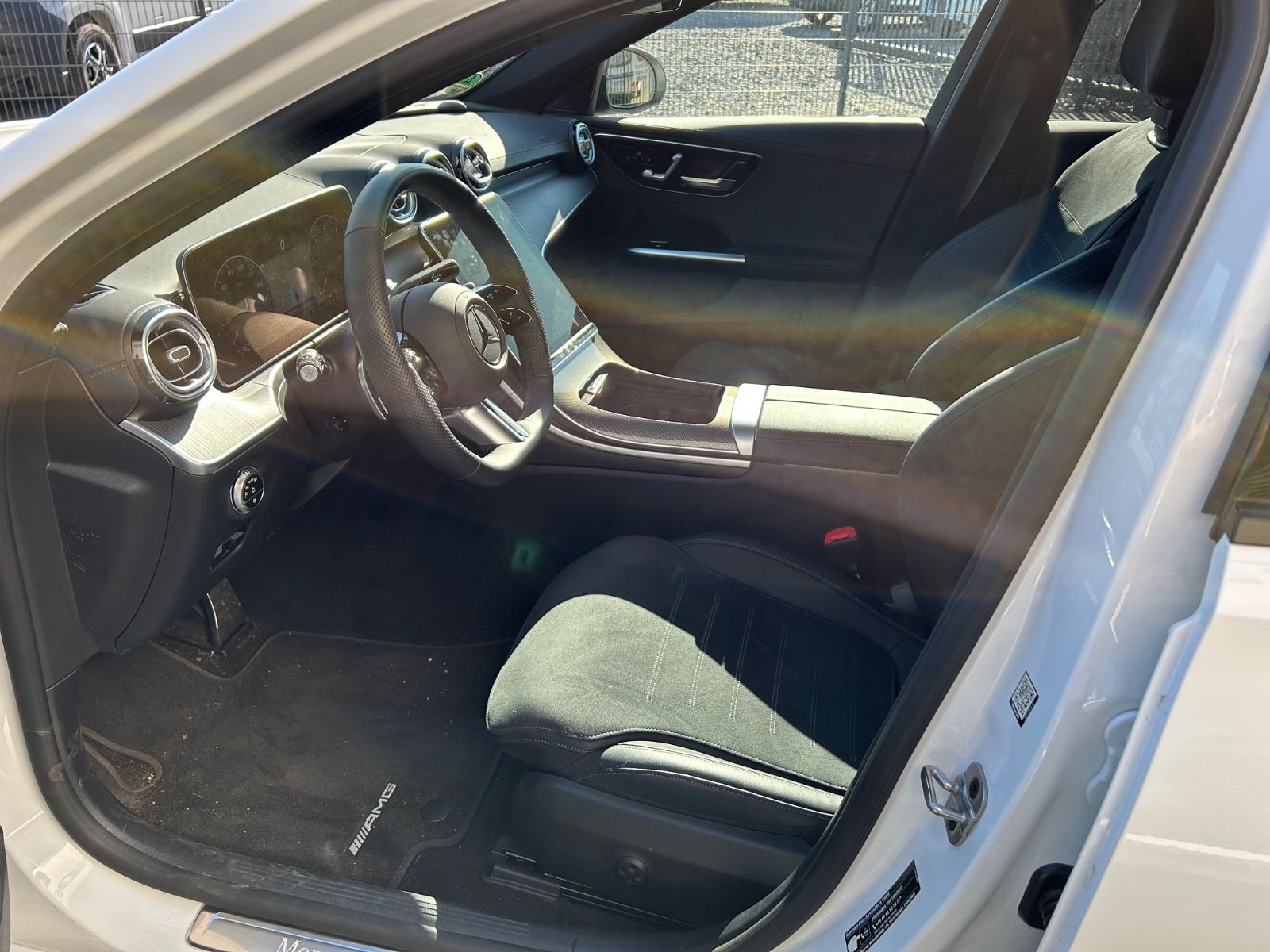 Fahrzeugabbildung Mercedes-Benz C 220 T d 4 Matic - AMG - Line
