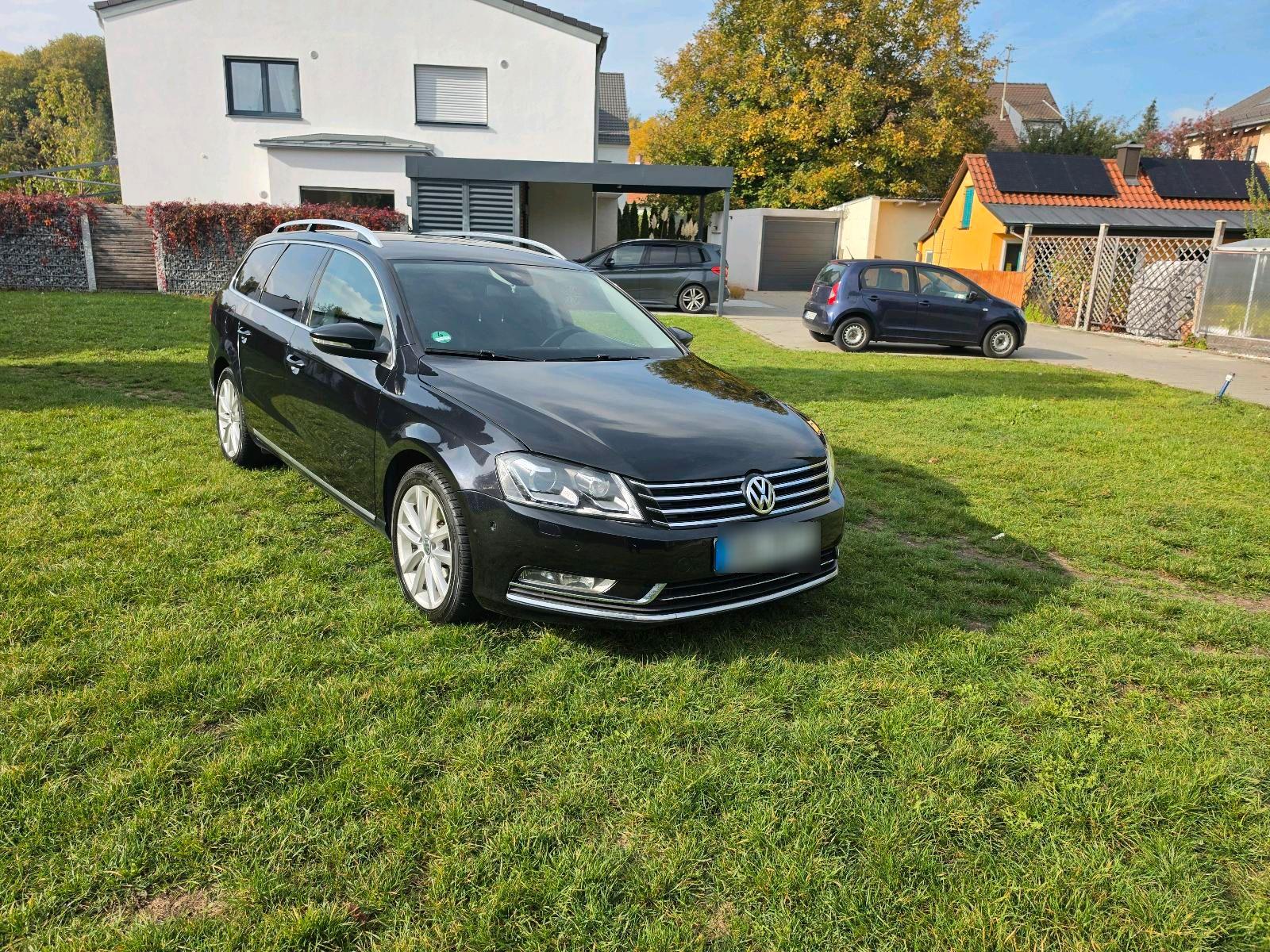 Volkswagen Passat 2014 — rear view