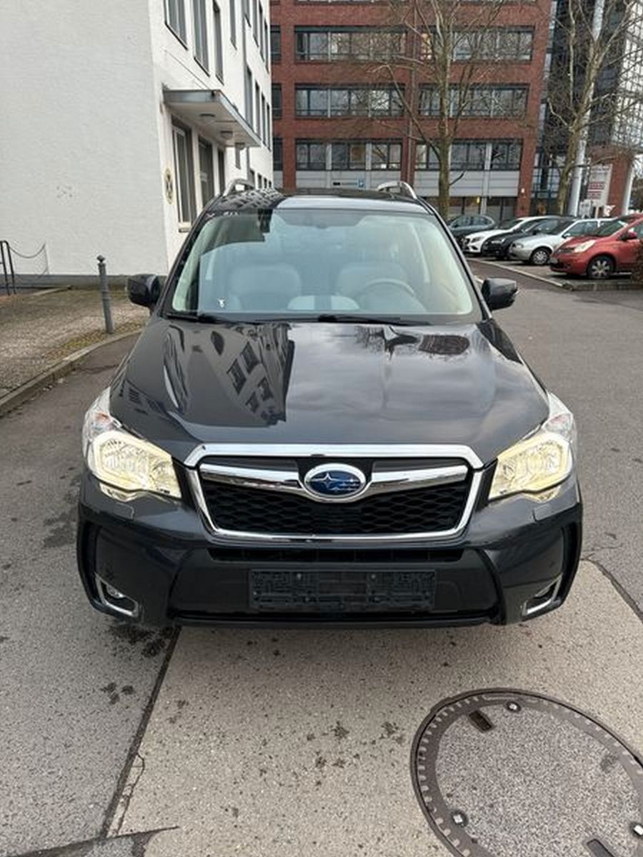 SUBARU Forester