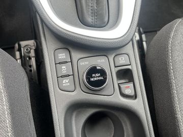 Bild 9 Toyota Yaris Cross 1.5 VVT-iE Hybrid Team D AWD - Navi