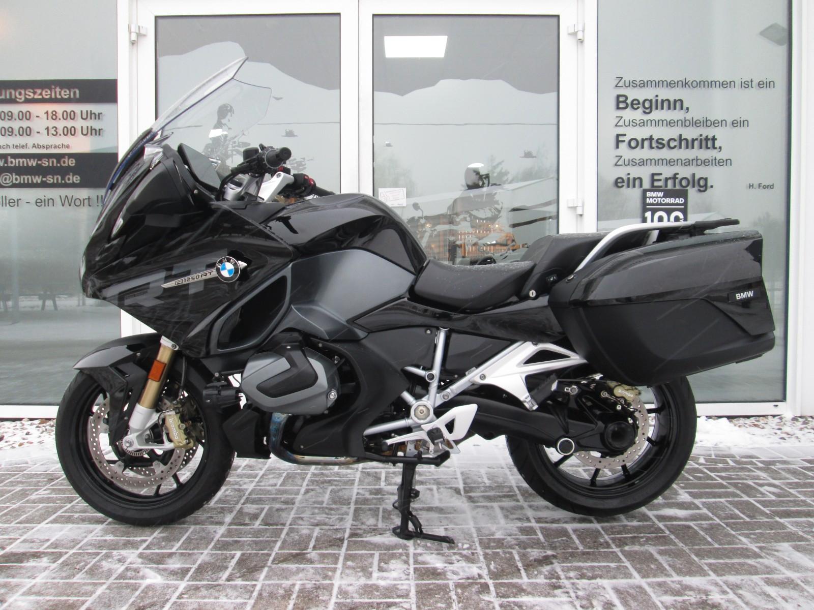 BMW R 1250 RT  Triple Black / ABS Pro / Radio / LED