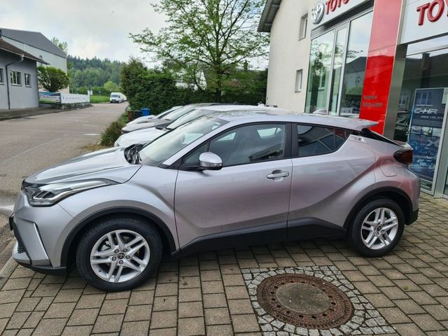 C-HR Hybrid 1.8 Flow