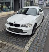 BMW 116i E81 Limousine 2011 - BMW 1er-Reihe E81