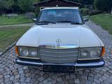 Mercedes-Benz 300D w123 rostfrei, 80000 KM, Schalter! - Mercedes-Benz 300 mit Diesel-Antrieb: Limousine