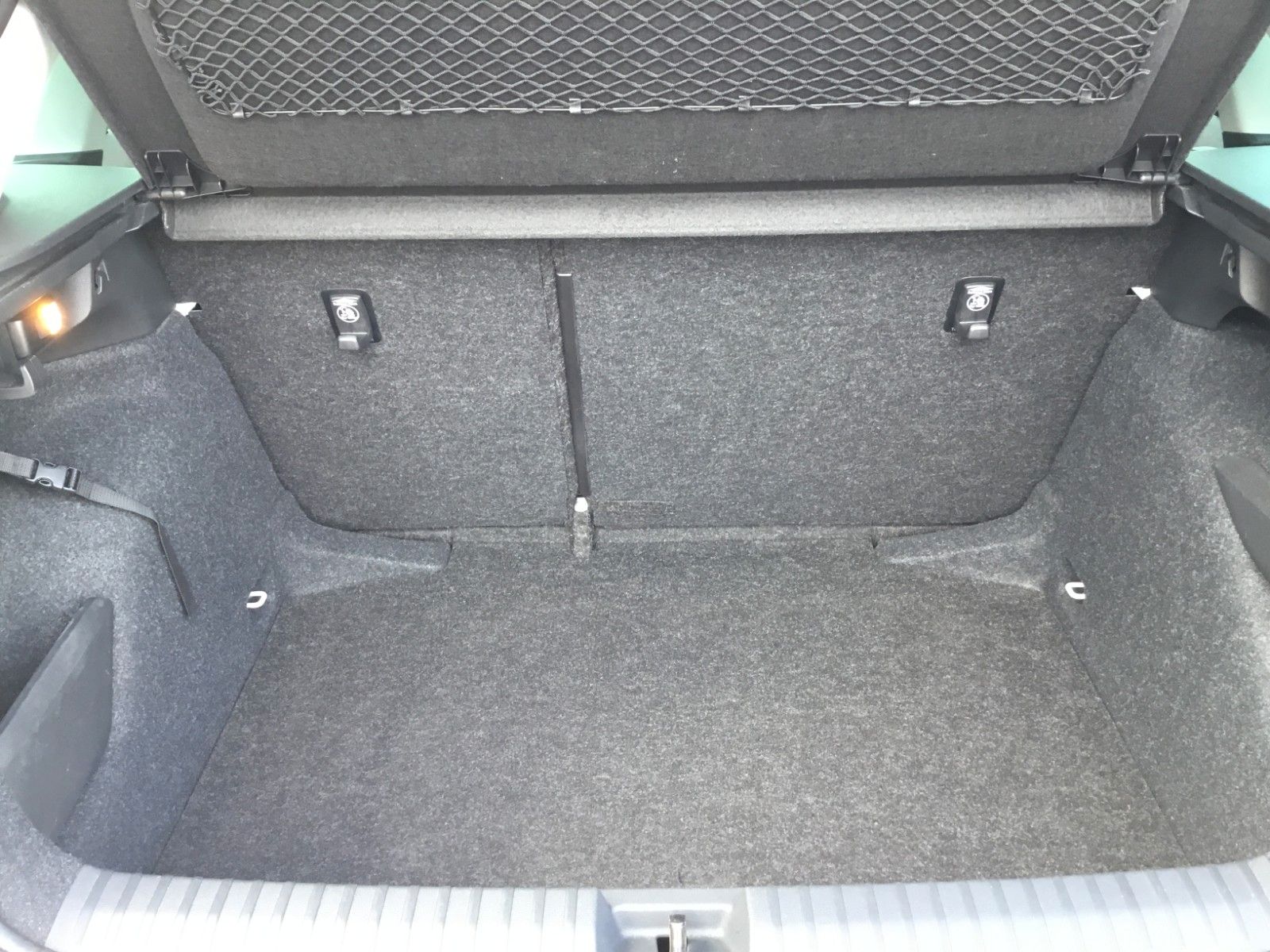 Fahrzeugabbildung SKODA Kamiq 1.0 TSI DSG Style+AHK+LED+el.Heckklappe