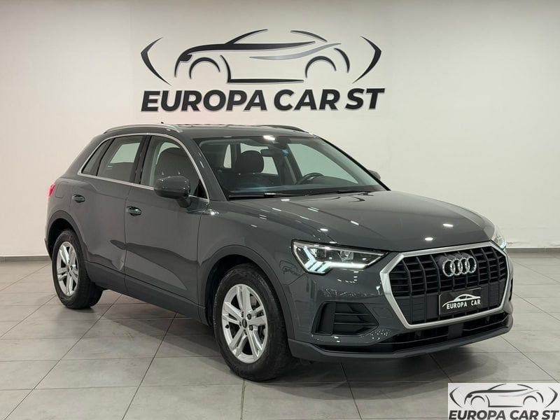 Audi Q3 2.0 35 TDI S Tronic imagem 2