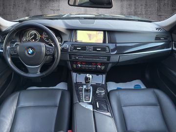 BMW 520 d xDrive Touring*PANO*LED*NAVI*HUD*KAMERA