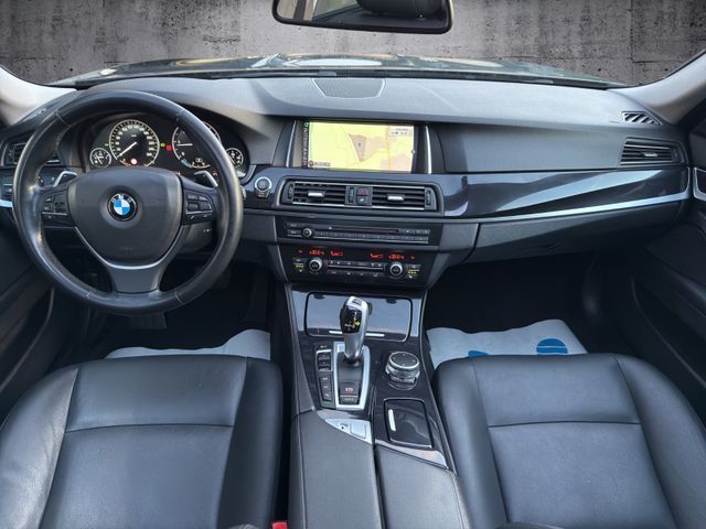 BMW 520 d xDrive Touring*PANO*LED*NAVI*HUD*KAMERA