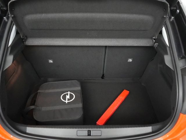 Corsa-e F ELEGANCE 50kWH AT+LED LICHT+SITZHEIZUN