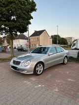 Mercedes-Benz W211 E320 CDI - Mercedes-Benz E 320 in Duisburg
