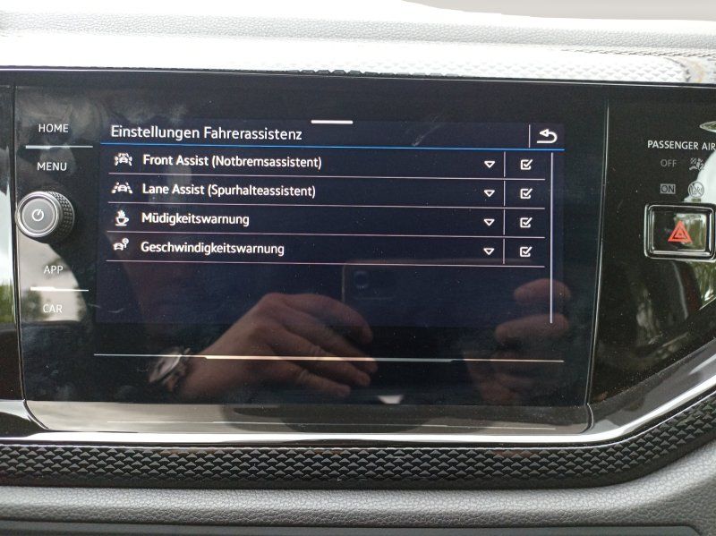 Fahrzeugabbildung Volkswagen Polo 1.0 TSI DSG Life