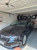 Skoda superB 2.0 tdi 150p.s - Skoda Octavia: Super