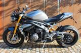 Triumph Speed Triple RS 1200 - Triumph Speed Triple R