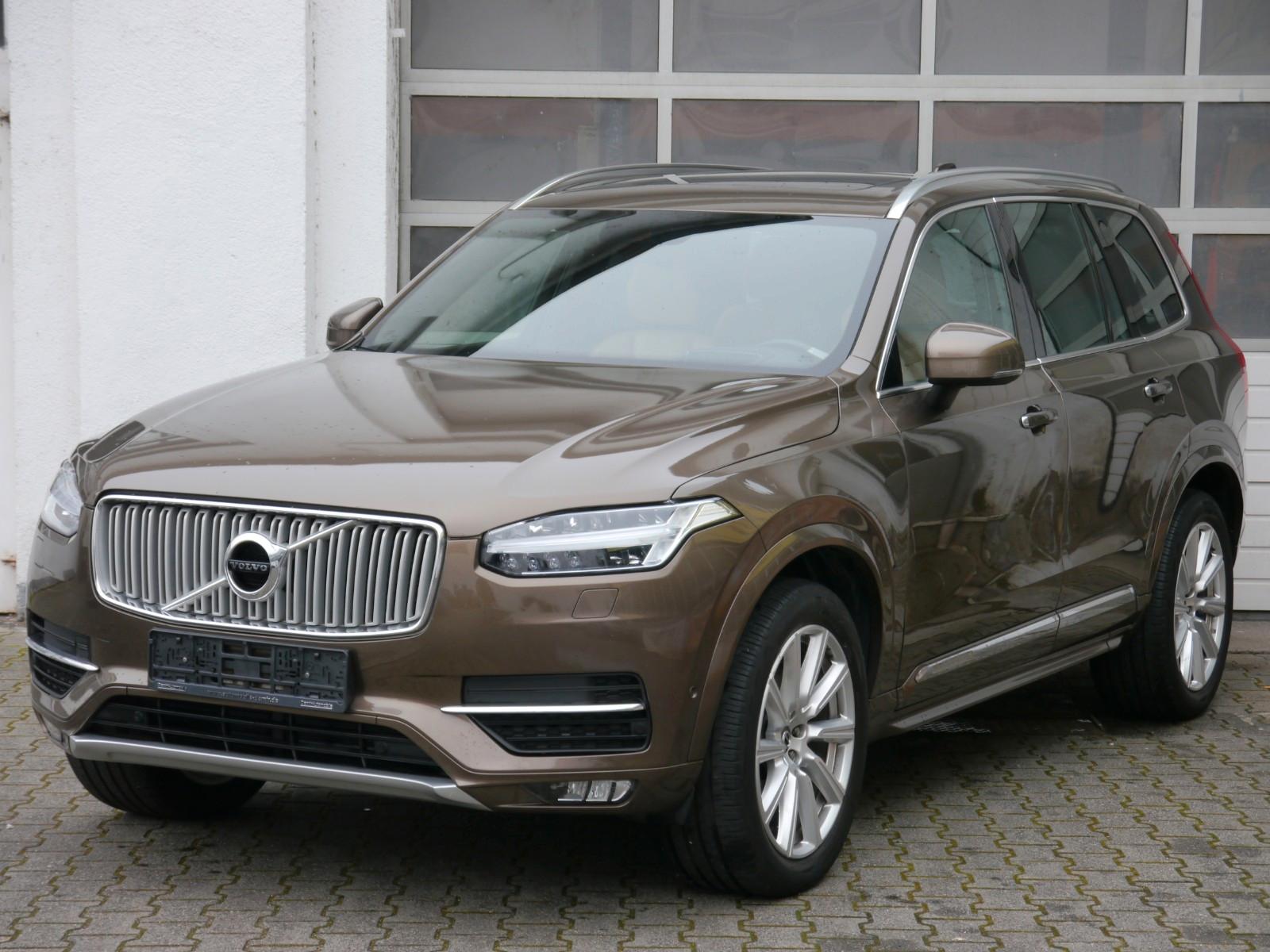 Volvo XC90 Inscription AWD*LED*AHK*NAVI*PANO*7-SITZER*