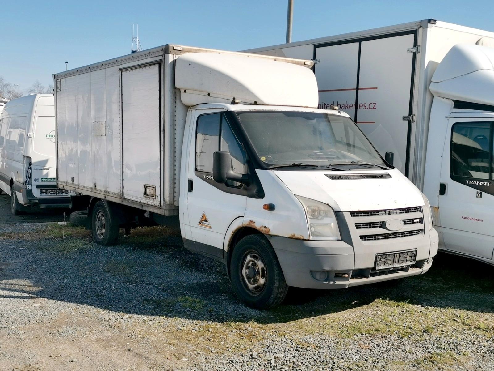 Ford Transit 2.2TDCI/ MOTOR DREHT! STARTET NICHT!