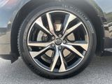 Volvo V60 B3 Mild-Hybrid Core ACC LED - Volvo V60: Core