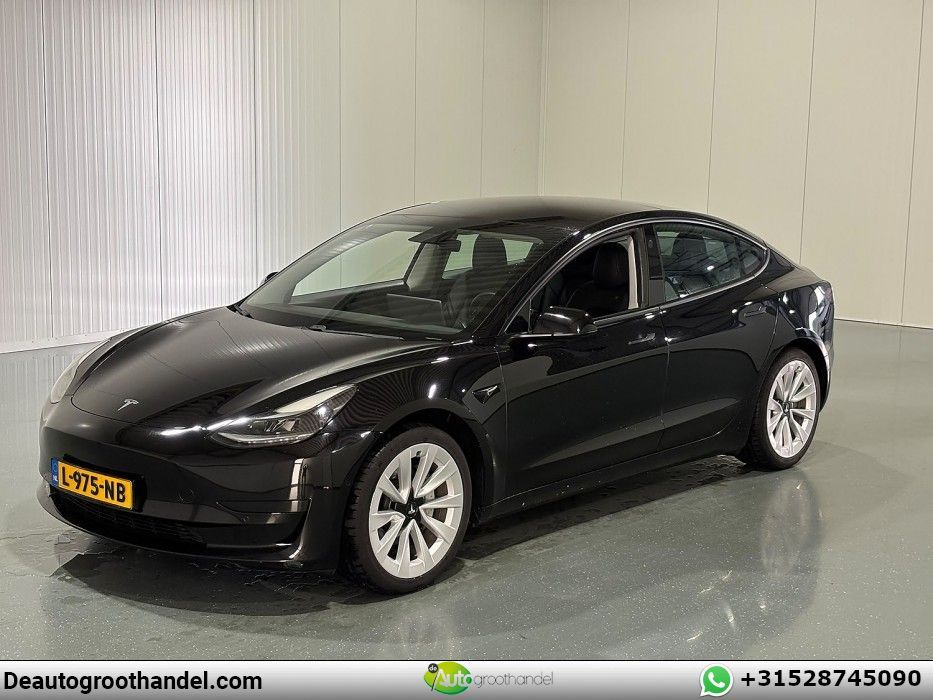 Tesla Model 3 Standard RWD Plus 60 kWh