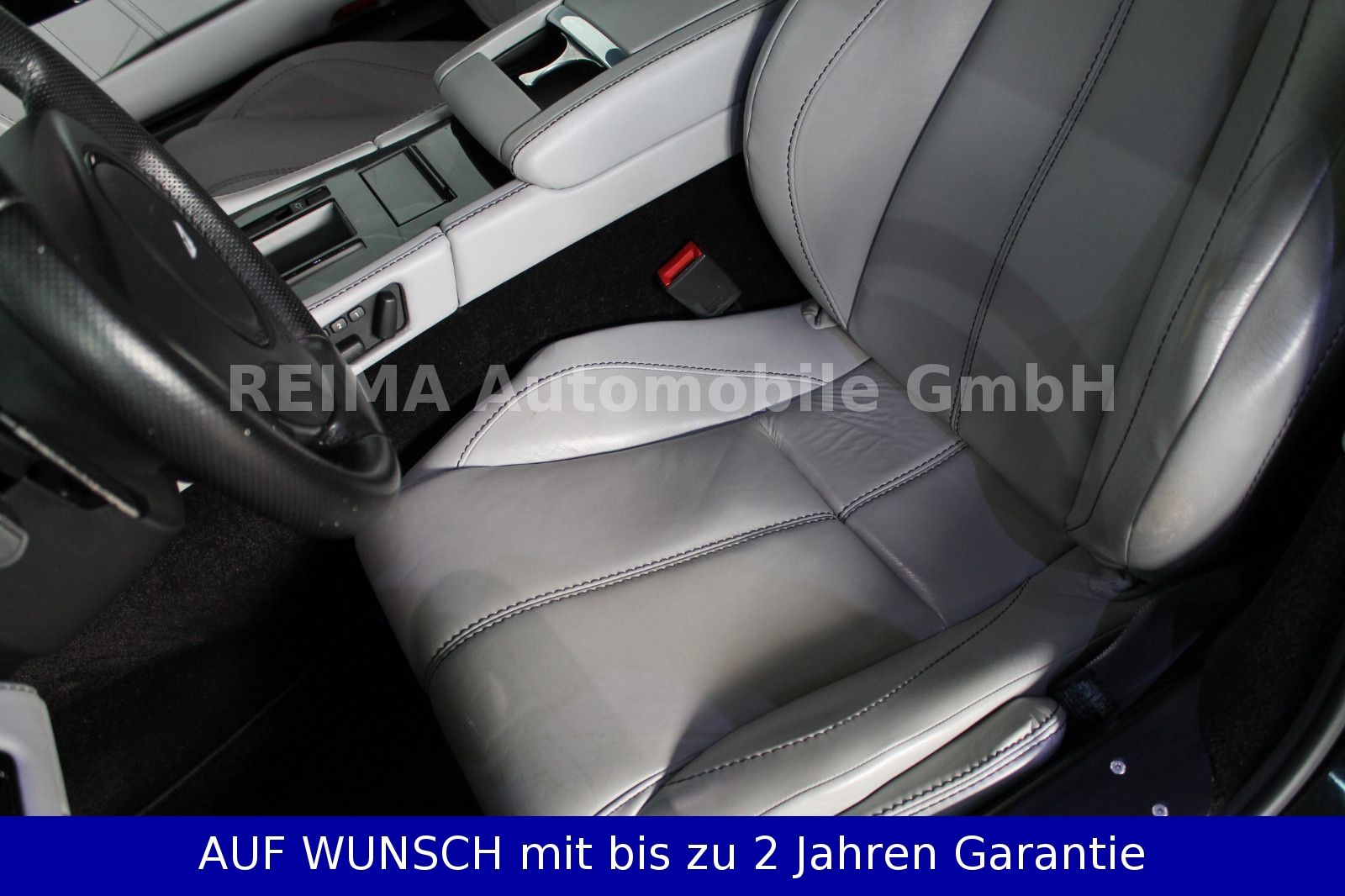 Fahrzeugabbildung Aston Martin V8 Vantage 4,7i, voll Scheckheft gepflegt,