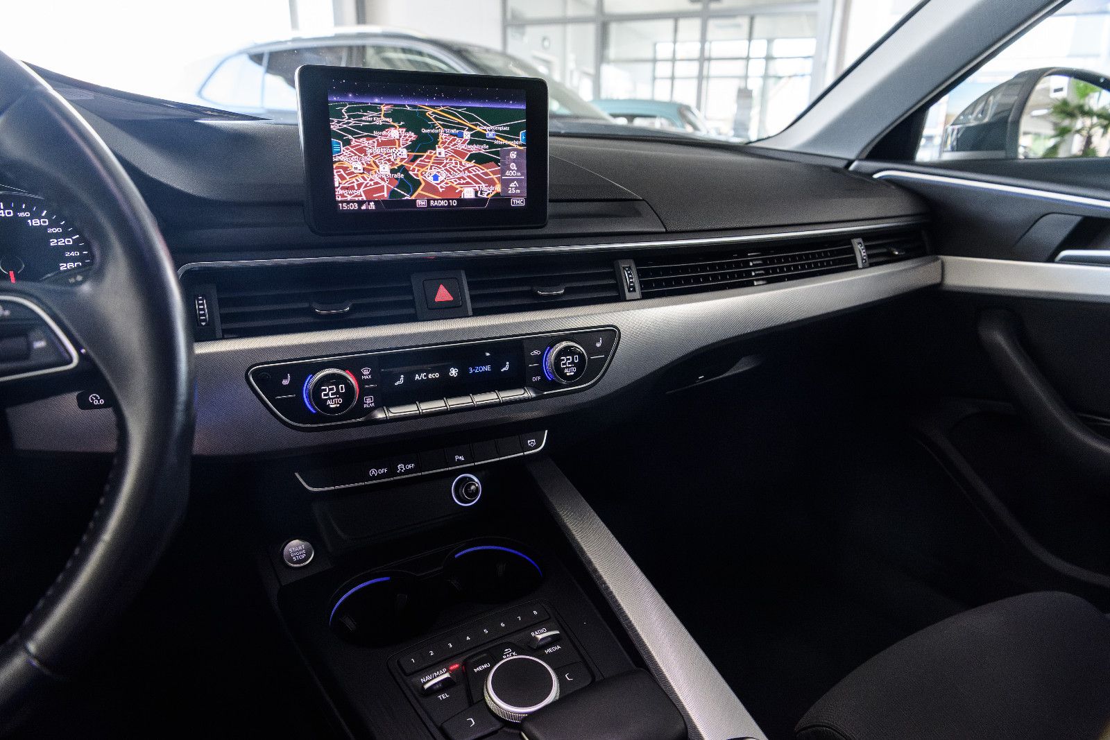 Fahrzeugabbildung Audi A4 Avant sport +LED +MICHELIN