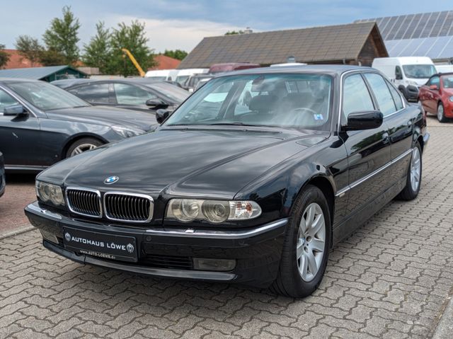 BMW 750i V12 LEDER MEMROY NAVI-PRO XENON GSD ACC