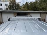 Volkswagen T5 Multivan | Highlinie | AT-Motor | Voll - VW T5 Multivan mit Schiebedach