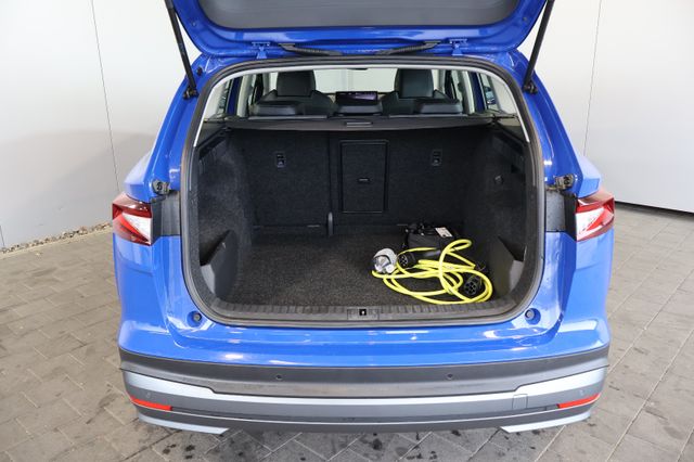 Skoda Enyaq 50 Loft AID+KEY+KAM+LED+AMBIENT+CARPLAY