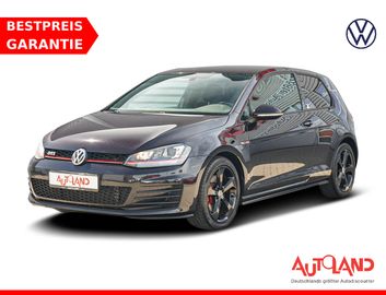 Volkswagen Golf - 1