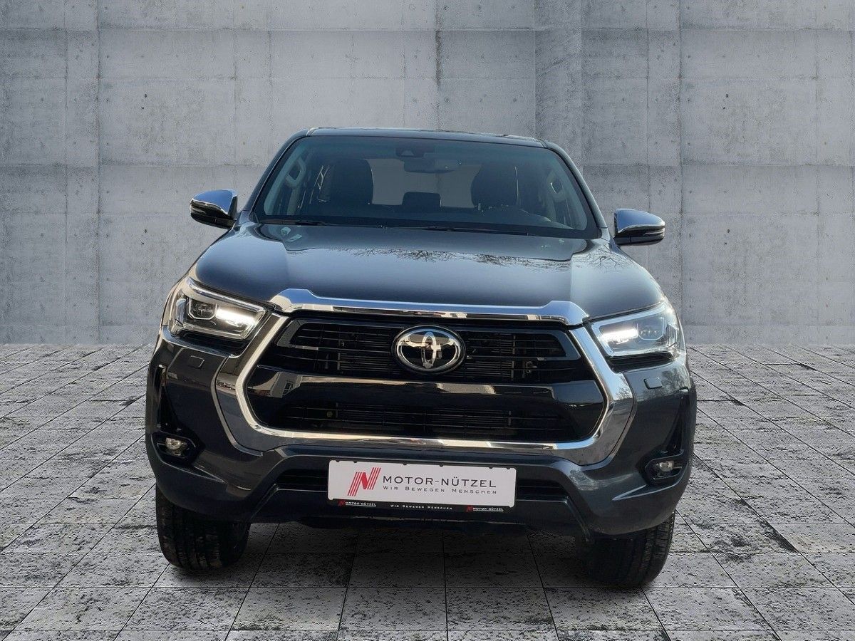 Toyota Hilux 2.8 D 4x4 Executive Allrad imagem 2