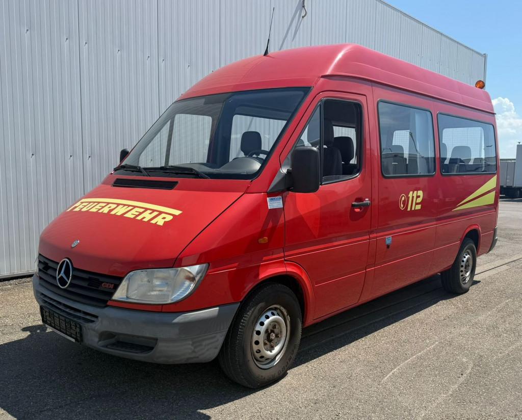 Mercedes-Benz 208 CDI Sprinter ELF-1 Feuerwehr Bus 9-Sitzer
